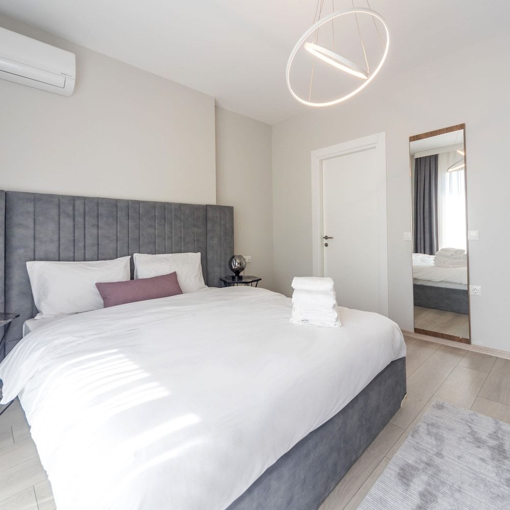 Green Hills Suites Executive Suite, 2 Bedrooms 3