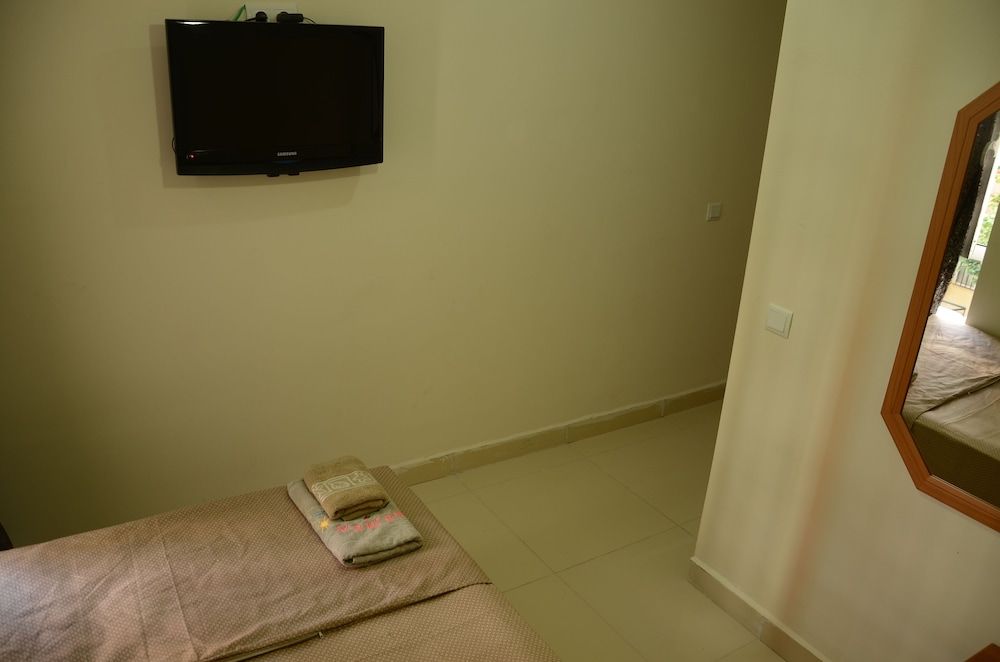 Hotel Alyans Single Room 6