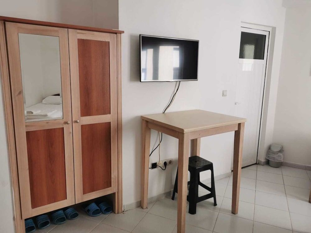 undefined Ay Otel 2 4