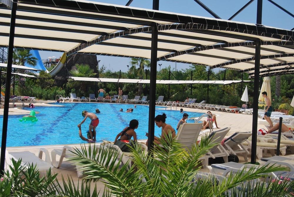 undefined Park Aqua 8