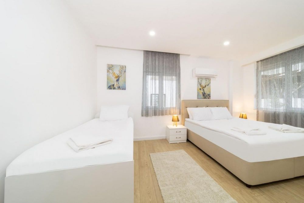 undefined Central Flat Near Popular Attractions in Muratpasa 4