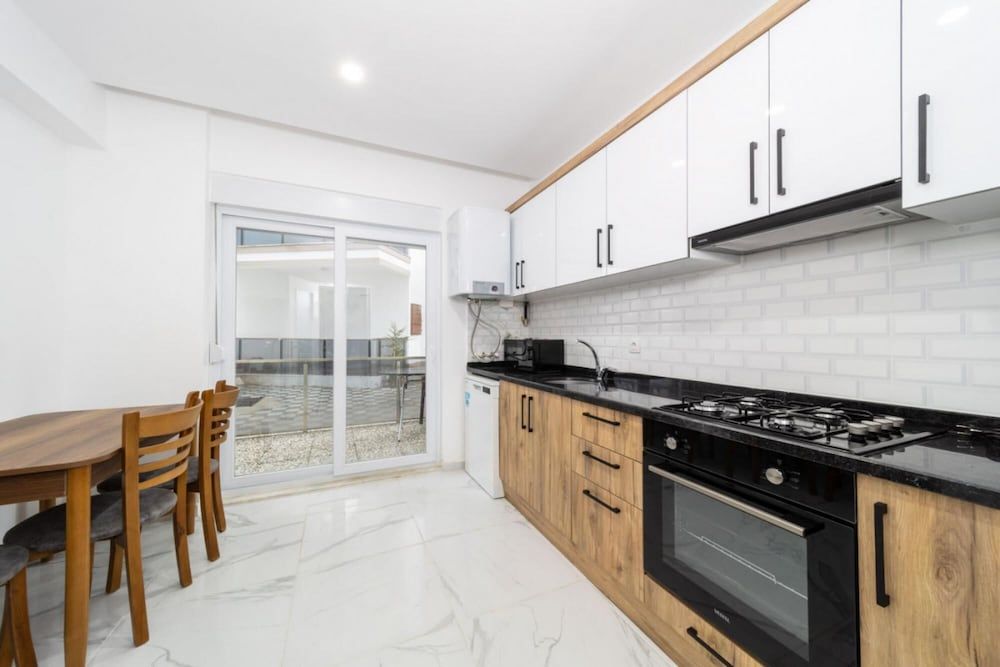 undefined Central Flat Near Popular Attractions in Muratpasa