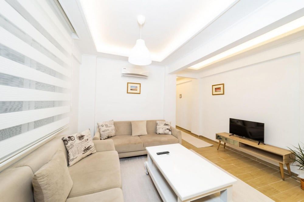 undefined Cozy Apartment Near Konyaalti Beach in Antalya 2