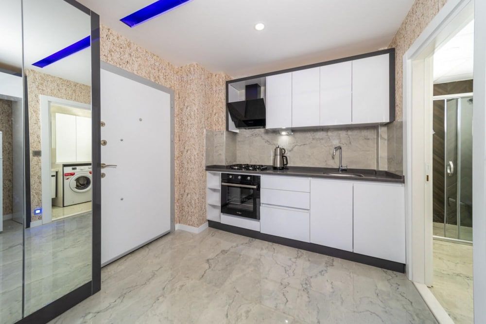 undefined Cozy Apartment With Central Location in Antalya 8