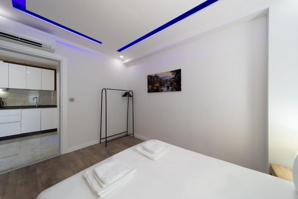 undefined Cozy Apartment With Central Location in Antalya 9