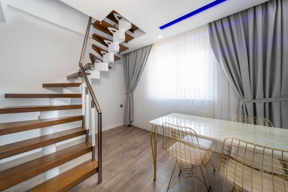 undefined Modern and Central Flat Near Beach in Antalya 8