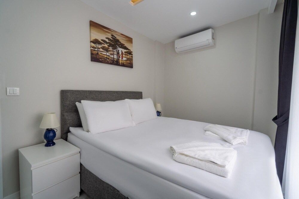 undefined Apartment With Balcony Close to Beach in Muratpasa 10