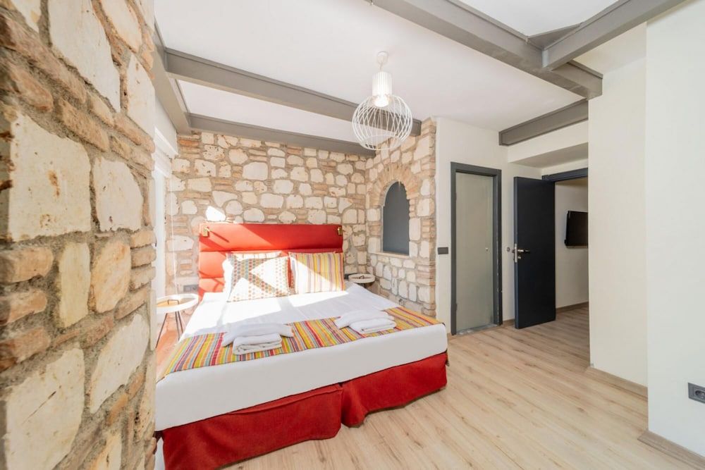 undefined Pleasant Hotel Room Near Hadrian s Gate