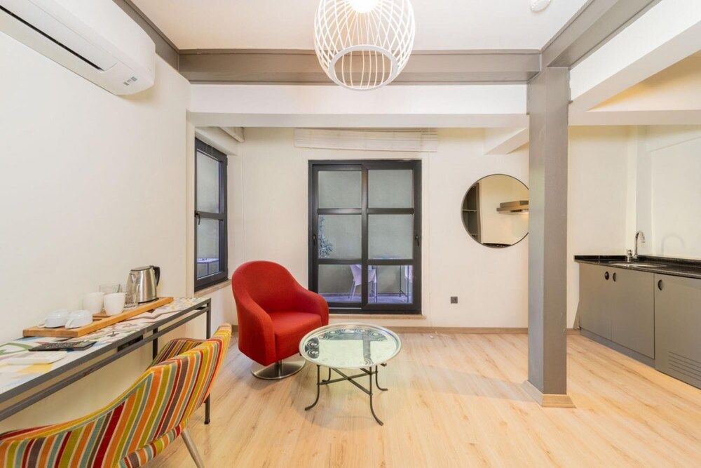 undefined Pleasant Hotel Room Near Hadrian s Gate 5