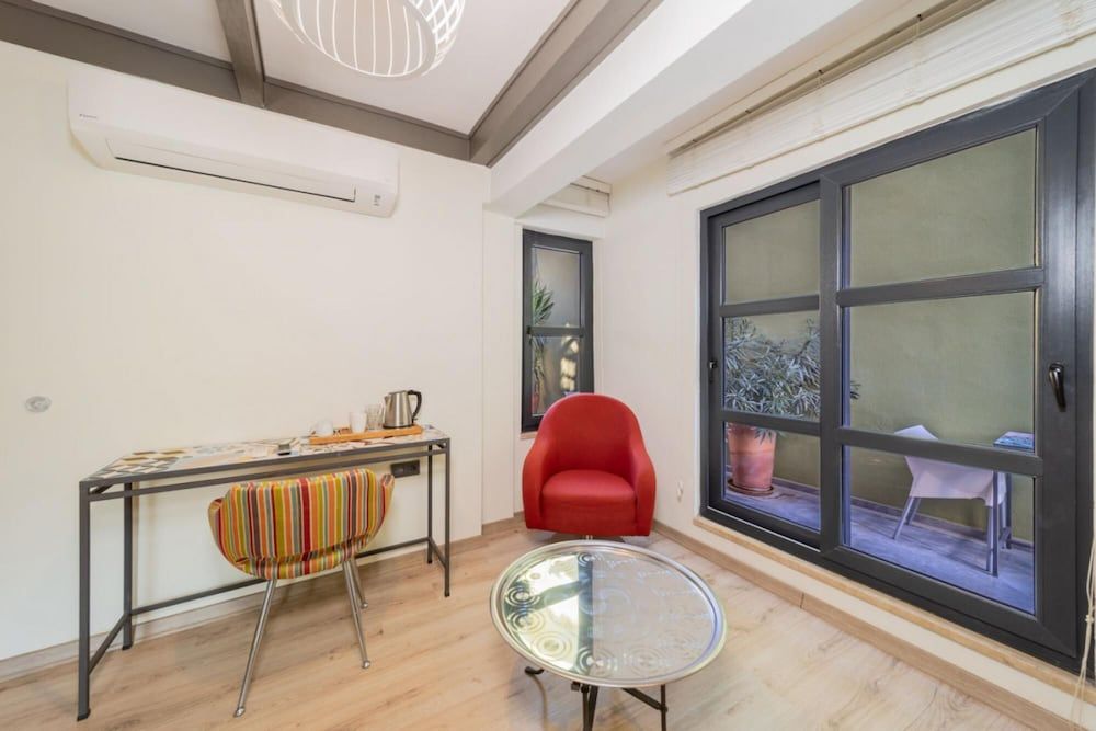 undefined Pleasant Hotel Room Near Hadrian s Gate 3