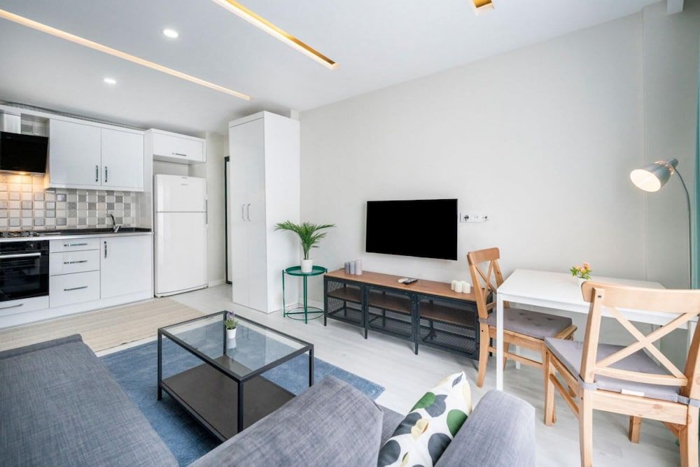 undefined Missafir Modern Flat Near Beach in Muratpasa 5