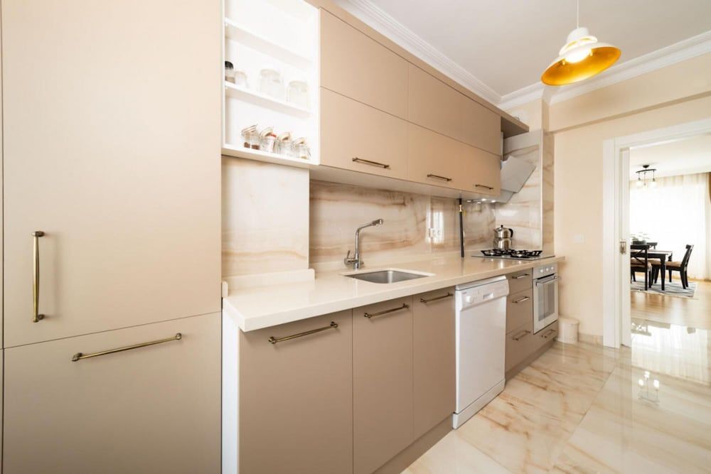 undefined Spacious Apartment Near Lara Beach in Muratpasa 9