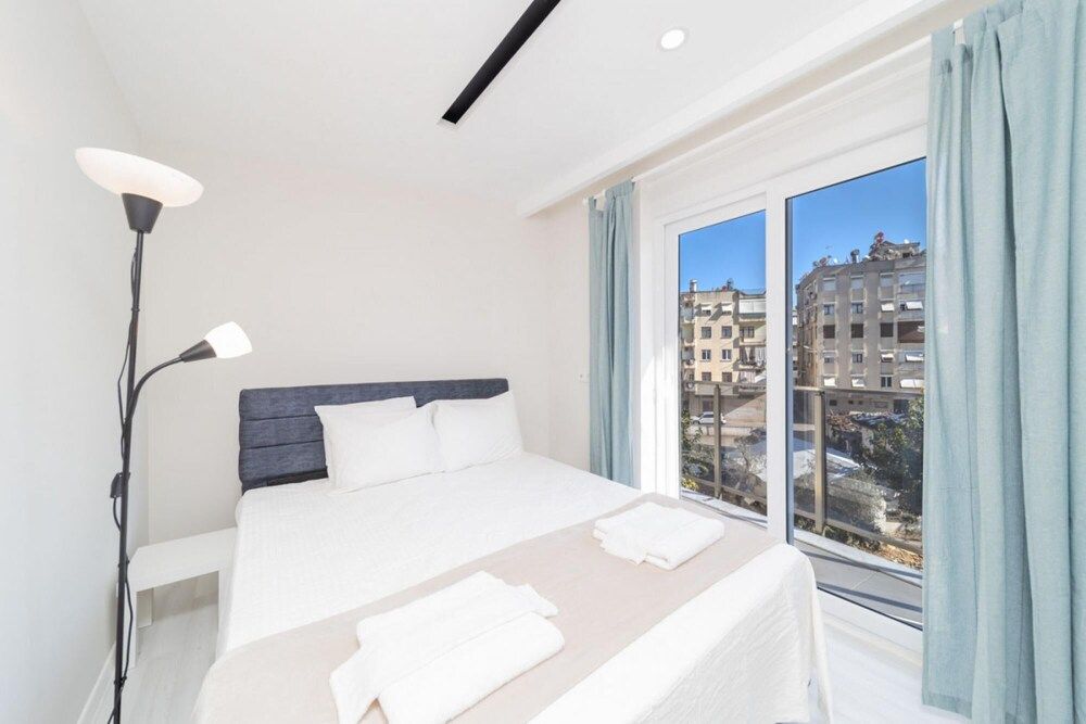 undefined Charming Home With Balcony in Muratpasa