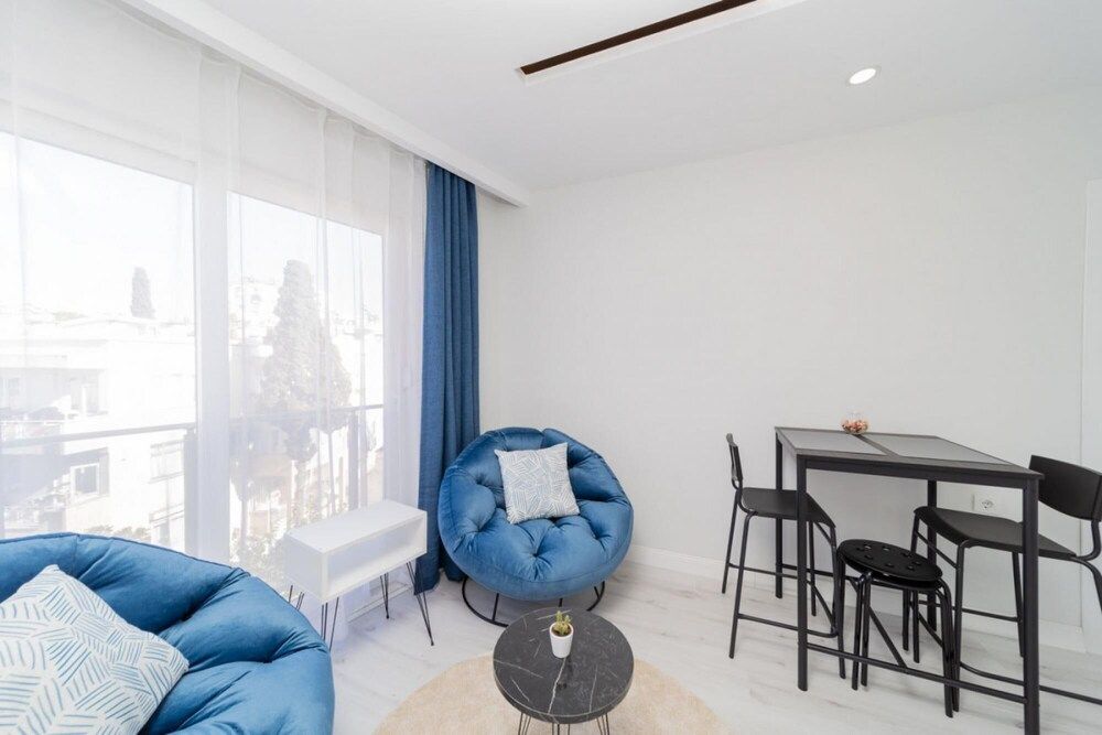 undefined Comfy Home With Balcony in Muratpasa 5