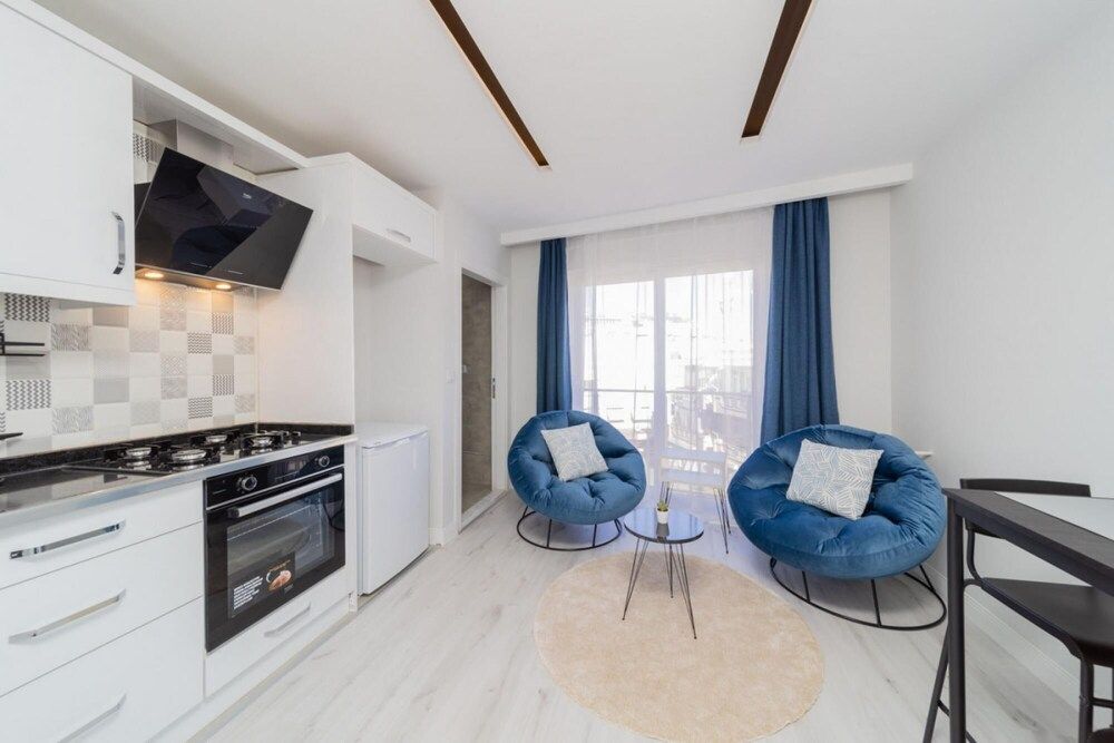 undefined Comfy Home With Balcony in Muratpasa 4