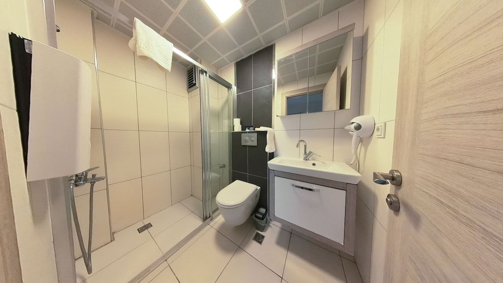 undefined Mau Apart 10