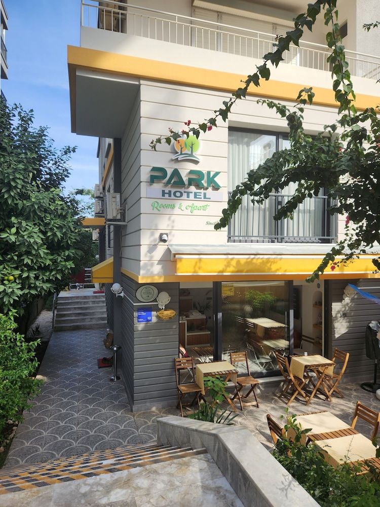 undefined Park Hotel Rooms & Apart 9