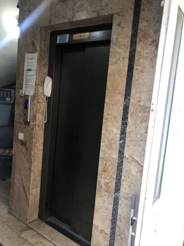 Elevator