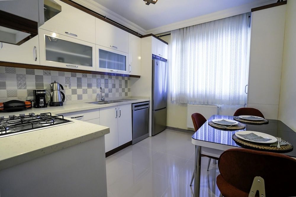 undefined Central and Comfy Flat With Balcony in Muratpasa 10
