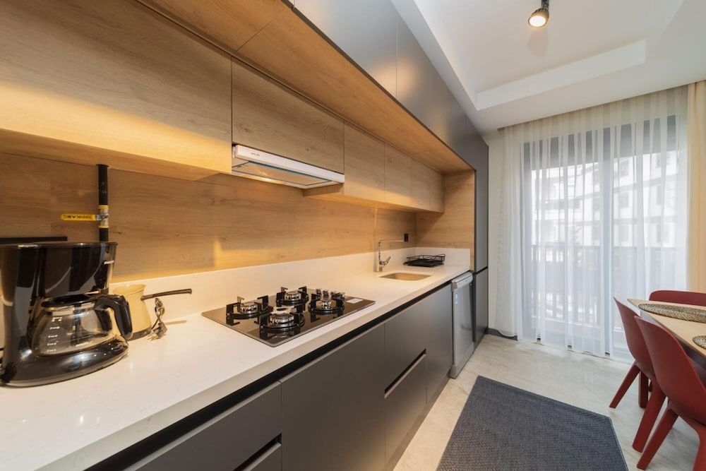 undefined Sleek and Central Apartment in Muratpasa 7