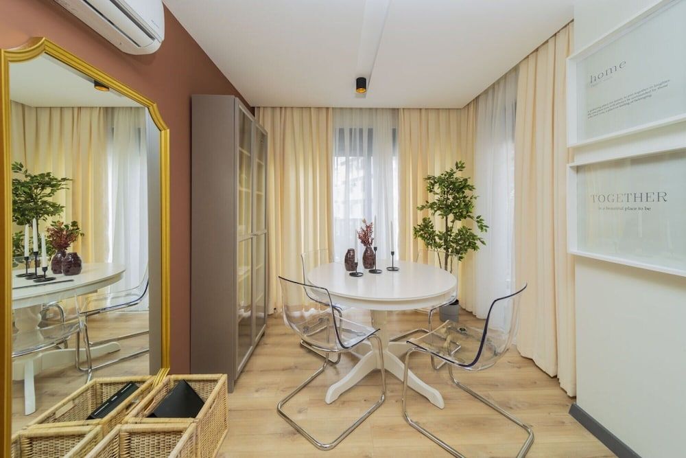 undefined Sleek and Central Apartment in Muratpasa 3