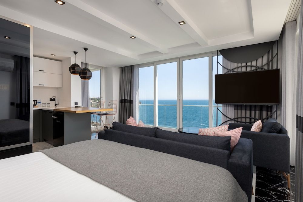 Homelike Room (Jacuzzi and Sauna)