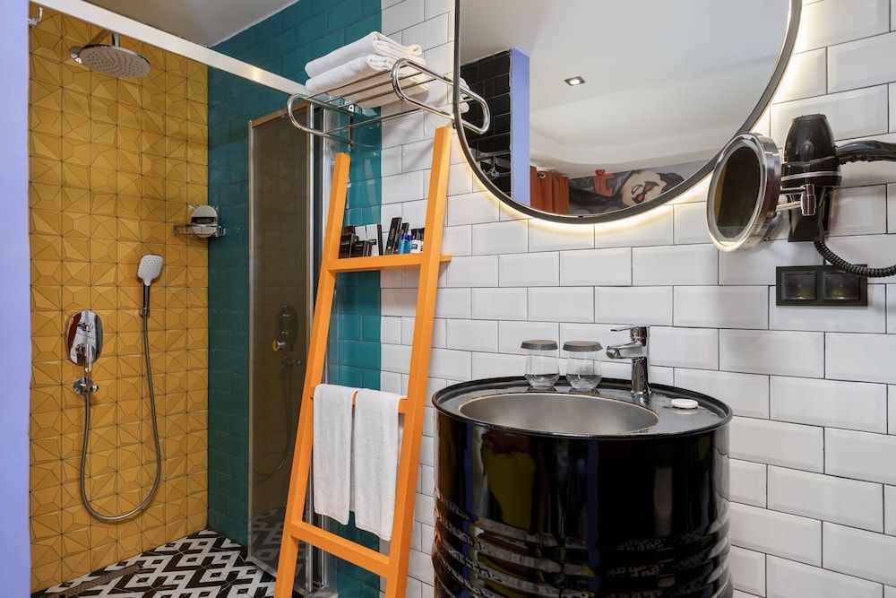 Afflon Sea Hill Concept Adult Only LEGO Room 4