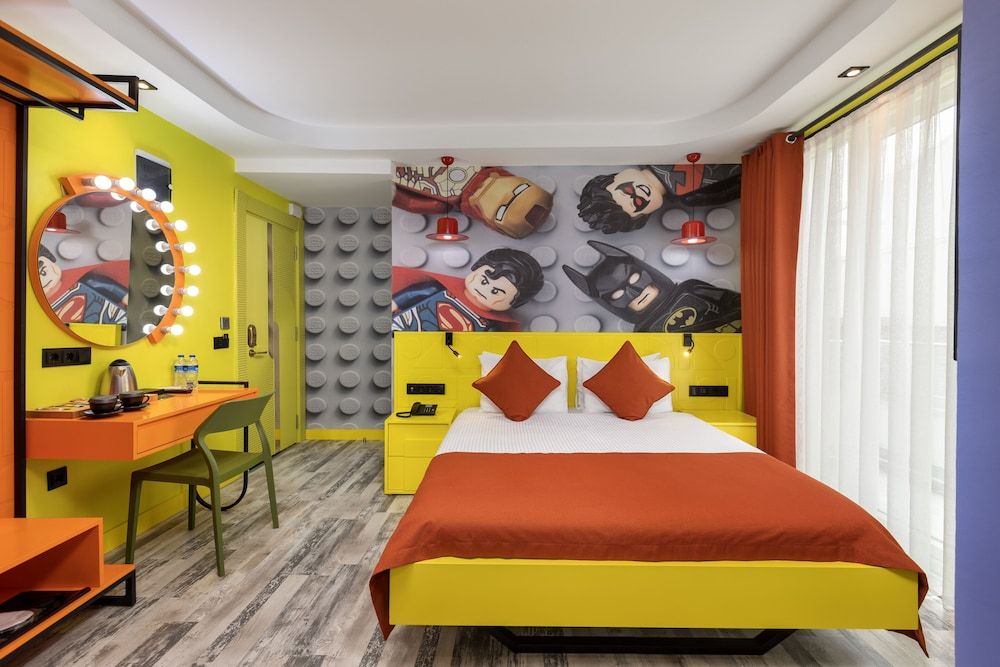 Afflon Sea Hill Concept Adult Only LEGO Room 2