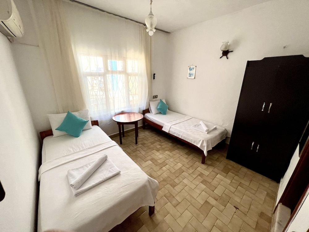 Salina Pansiyon Classic Twin Room 3