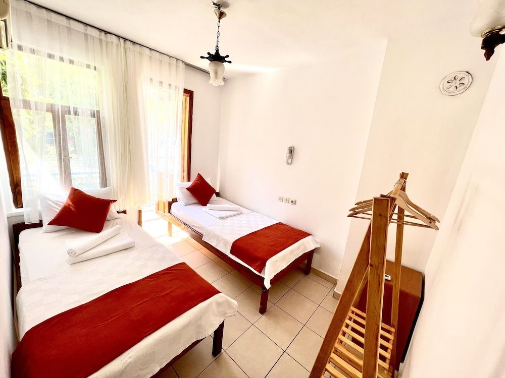 undefined Salina Pansiyon