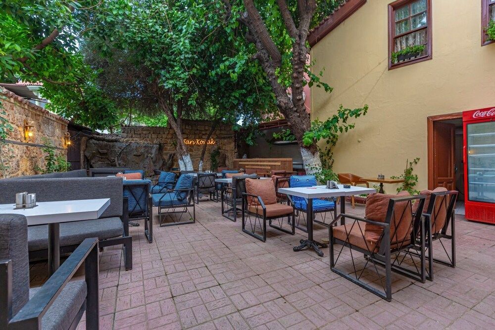 undefined Tarihi Sarı Konak 6