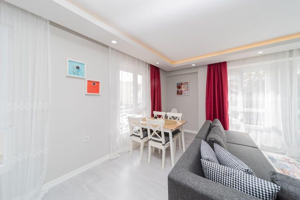 undefined Modern and Fully Furnished 1 1 Flat in Antalya 4