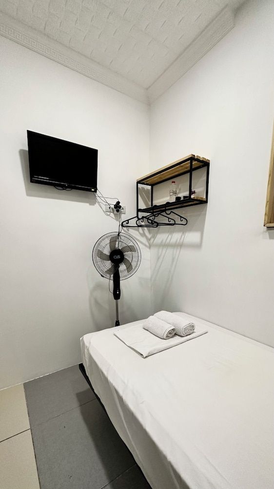 undefined Deer Hotel & Hostel 3