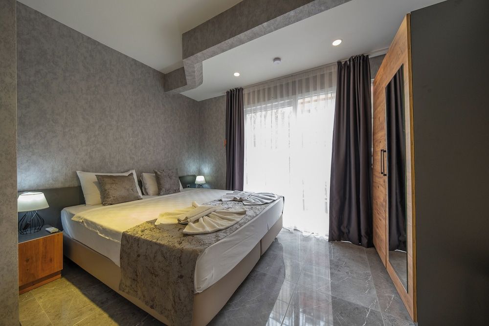 Mrt Suites Lara Standart Suite 1+1 4