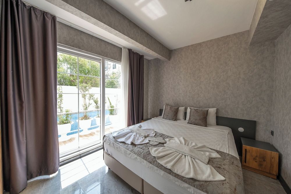 Mrt Suites Lara Standart Suite 1+1 5