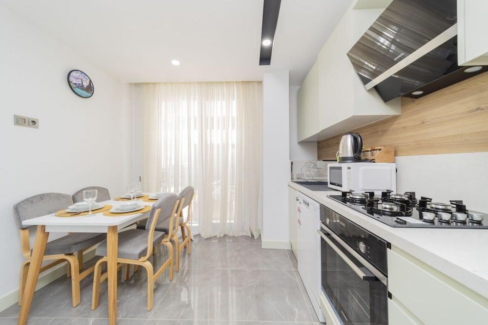 undefined Stylish and Luminous Flat in Antalya 5