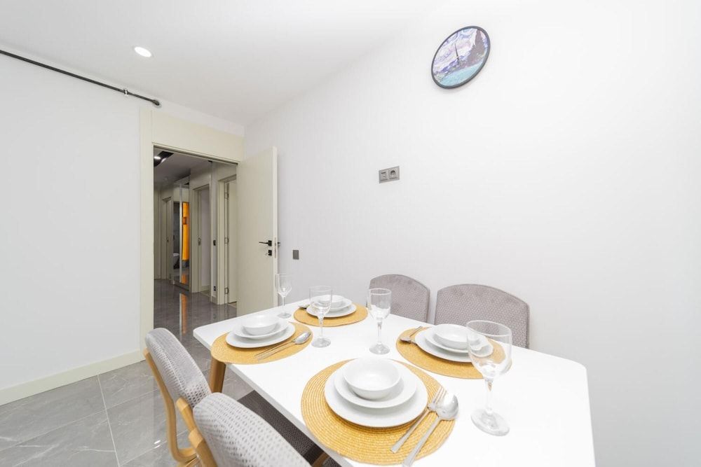 undefined Stylish and Luminous Flat in Antalya 7