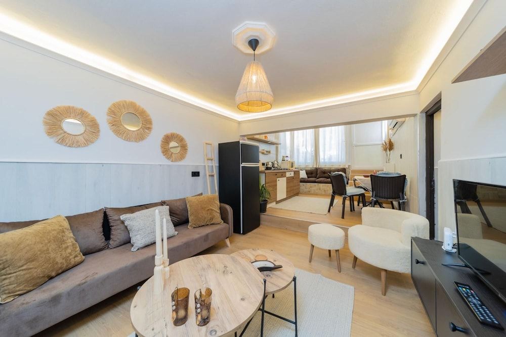 undefined Stylish Apartment Close to the Beach in Antalya 5