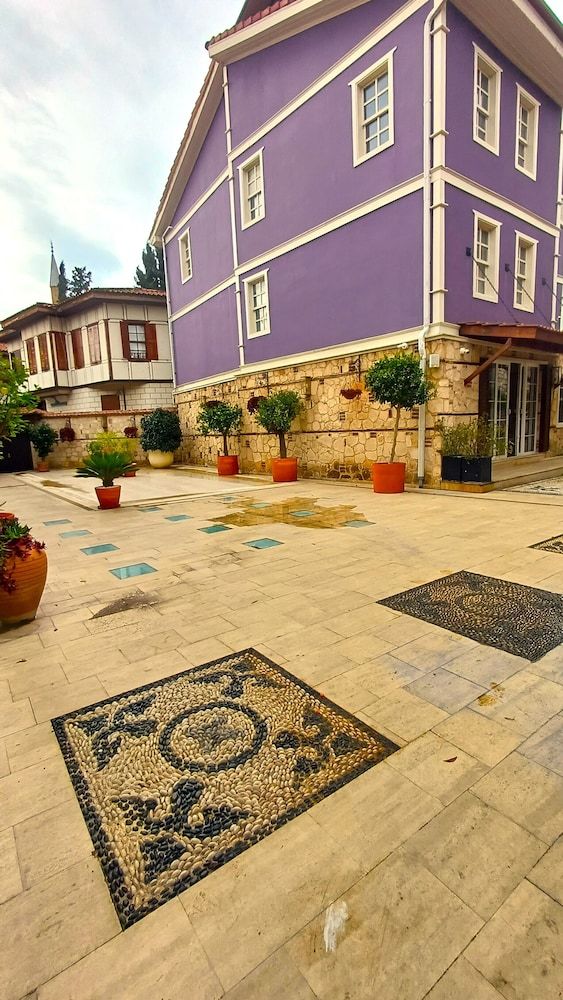 undefined Charming Studio Flat near Hadrian’s Gate -EMPEROR 7