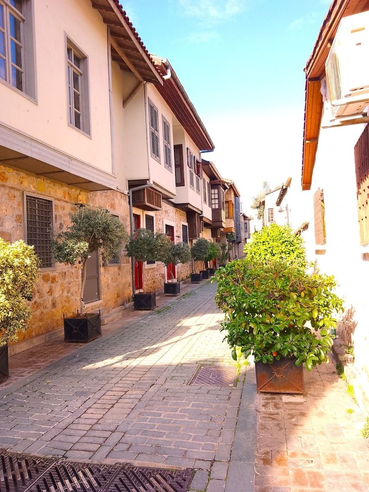 undefined Chic Studio Flat with Patio SARDUNYA 9