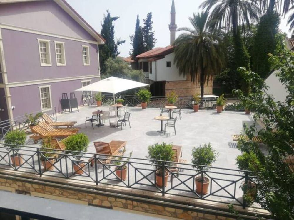 undefined Chic Studio Flat with Patio SARDUNYA 4