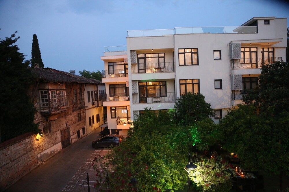 undefined Modern Flat near Hadrian’s Gate -BAS 8