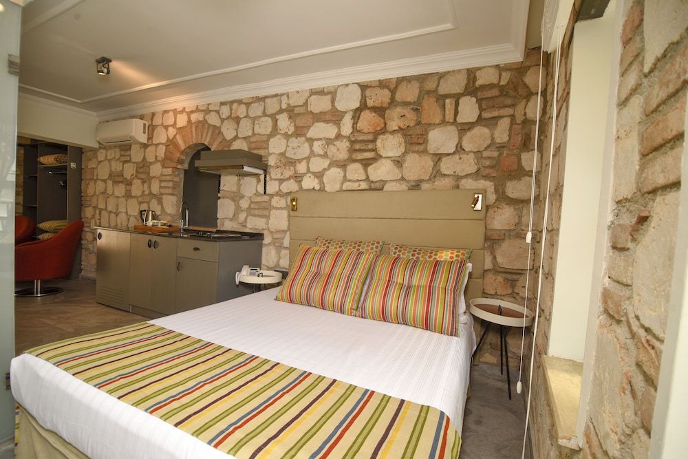 undefined Magnificent Studio Flat Patio FIREZYA 6