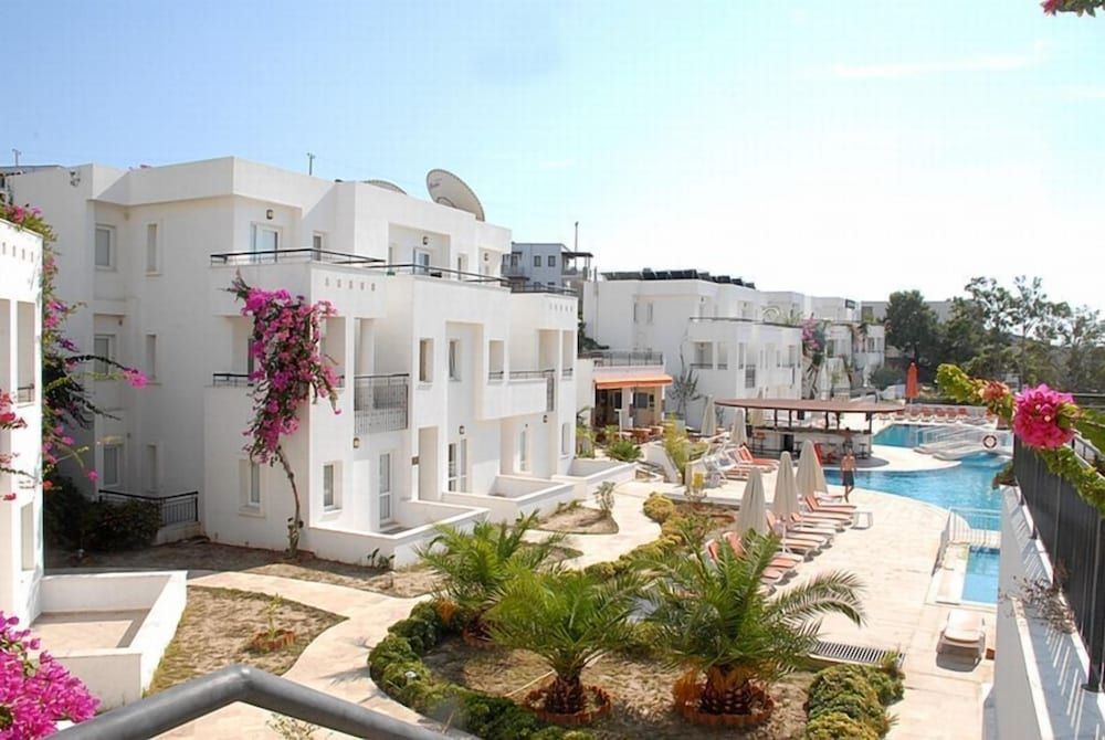 undefined Club Pedalisa Apart 6