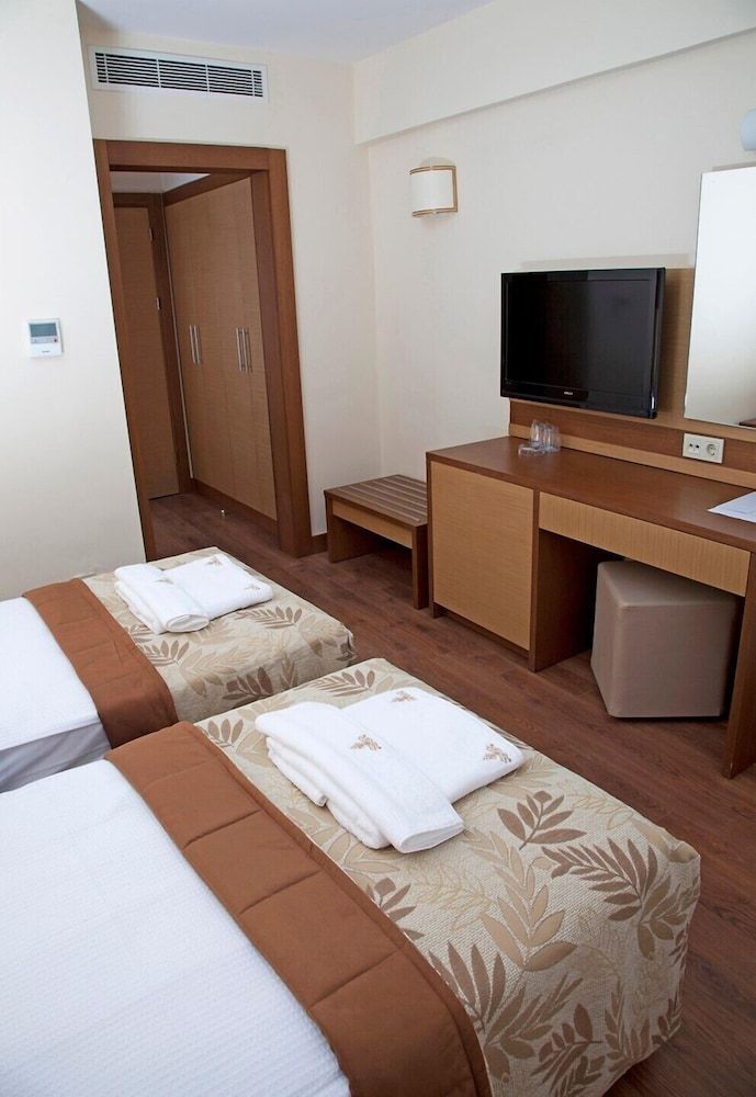 Sunhill Centro Hotel Standard Room 5