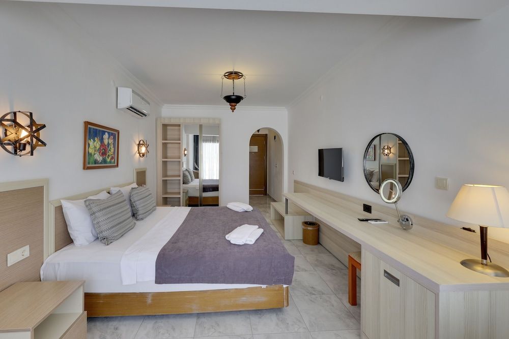 undefined Sami Beach Hotel