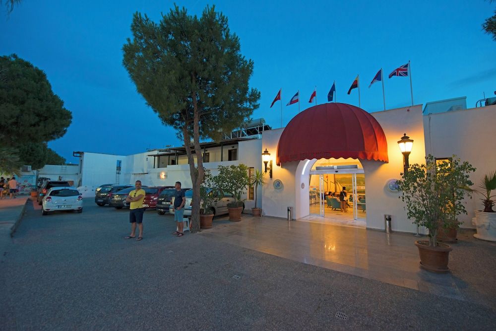 undefined Sami Beach Hotel 3