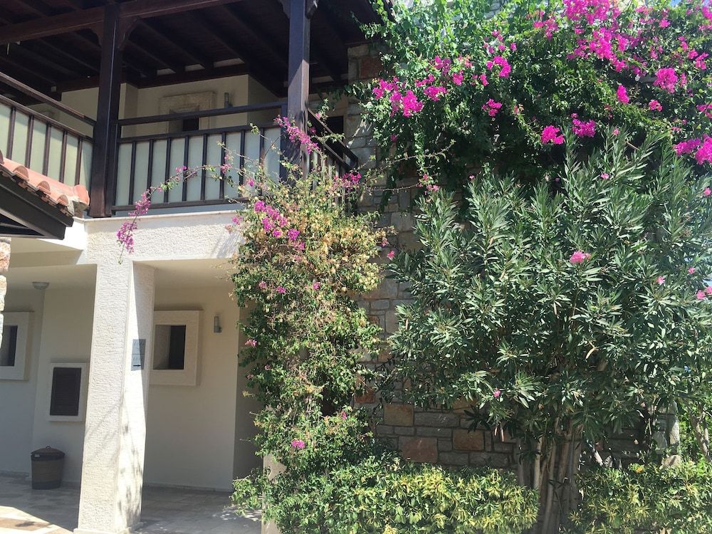 undefined Villanaz Apart Hotel 5