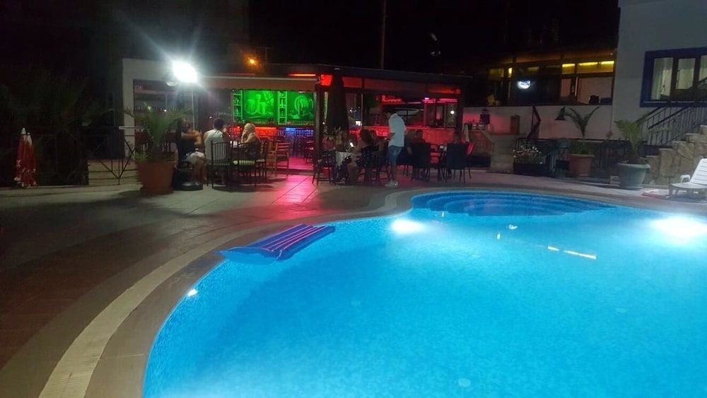 undefined Almina Apart 3