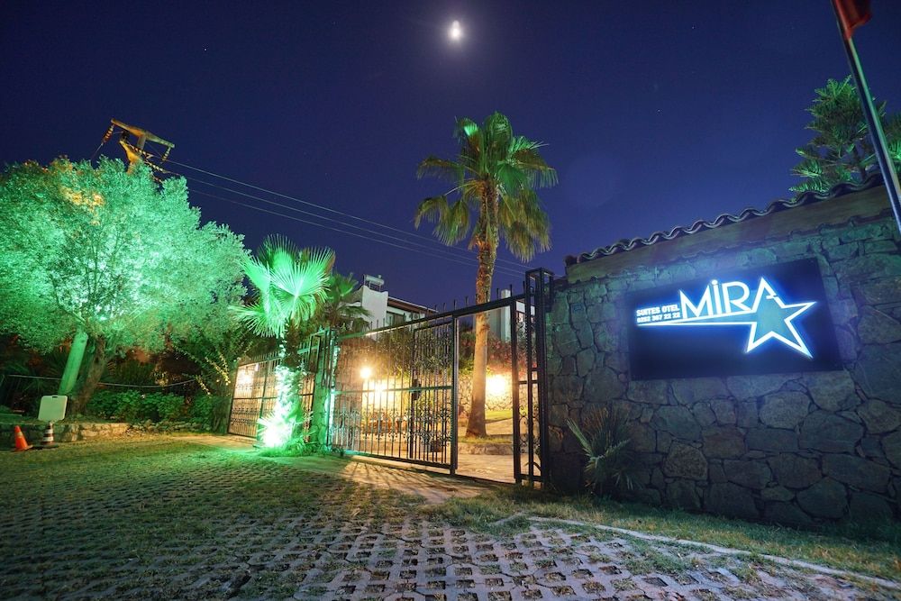 undefined Mira Suites 2